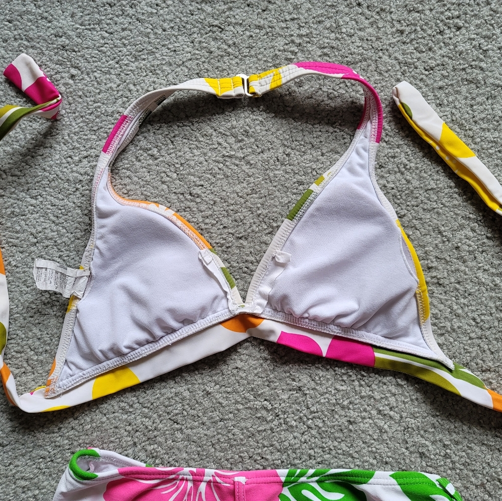 Malibu Bikini Swimsuit Size S White Tropical Floral Top & bottom 2 piece - Picture 8 of 12